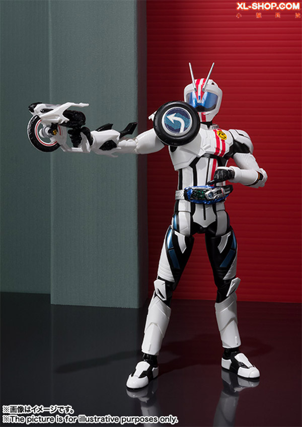 Bandai - S.H.Figuarts - Kamen Rider - Kamen Rider Mach [Japan Ver.]