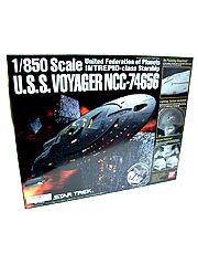 Bandai - 1/850 scale Star Trek U.S.S.Voyager NCC-74656 Snap Kits