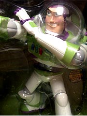 Medicom Toy - BUZZ LIGHTYEAR of STAR COMMAND Vinyl