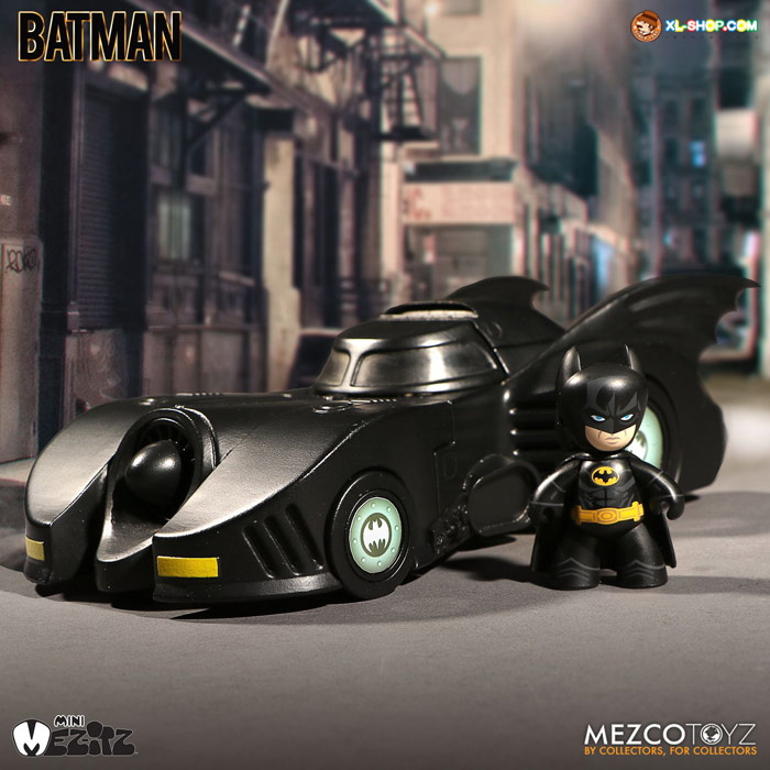 Mezco - 1989 Batman and Batmobile Mini Mezitz
